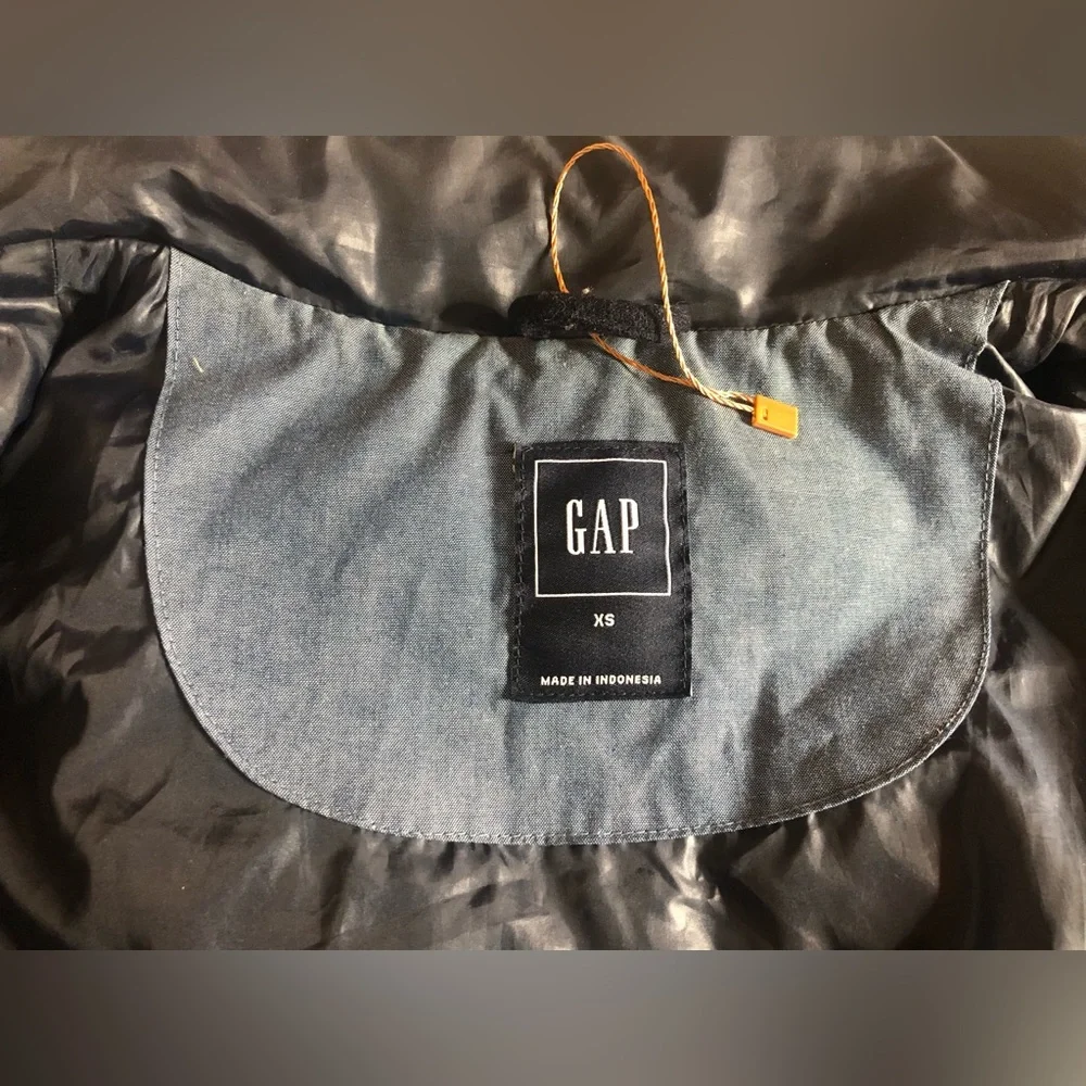 Gap women’s navy Primaloft wool blend vest size XS - Picture 4 of 10